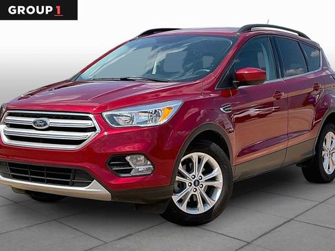 Used 2018 Ford Escape SE w/ SE Sync 3 Package FWD image 1