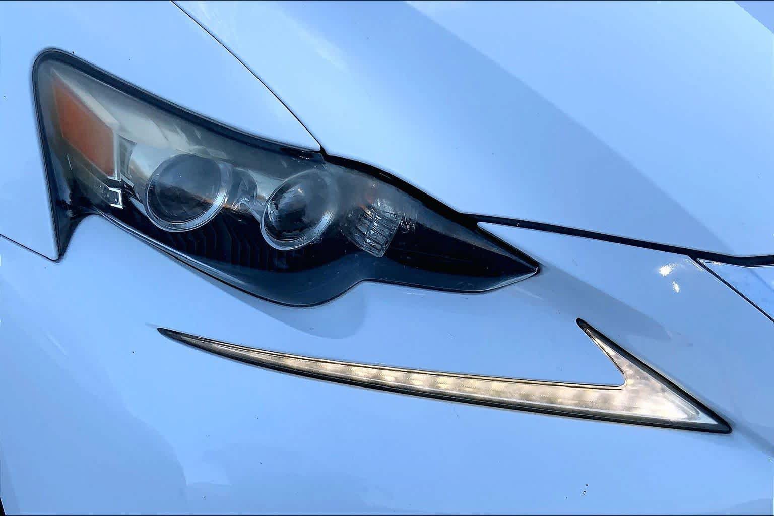 Used 2014 Lexus IS 350 w/ F Sport Package RWD image 28