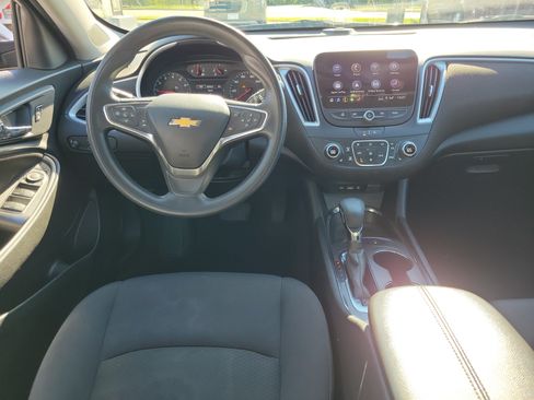 Used 2024 Chevrolet Malibu LT FWD image 10