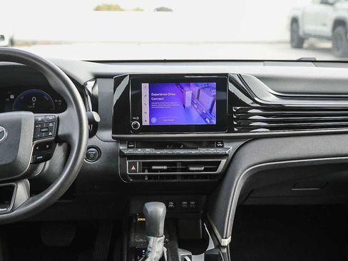 Certified 2025 Toyota Camry LE image 14