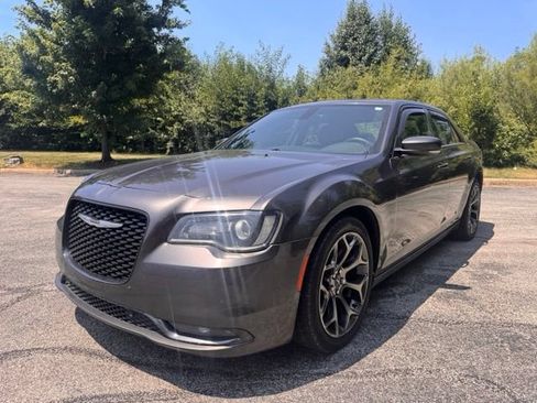 Used 2015 Chrysler 300 S w/ 300S Premium Group RWD image 5