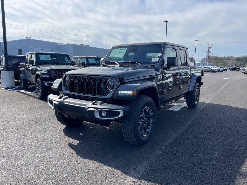 New 2026 Jeep Gladiator Sport AWD/4WD image 2