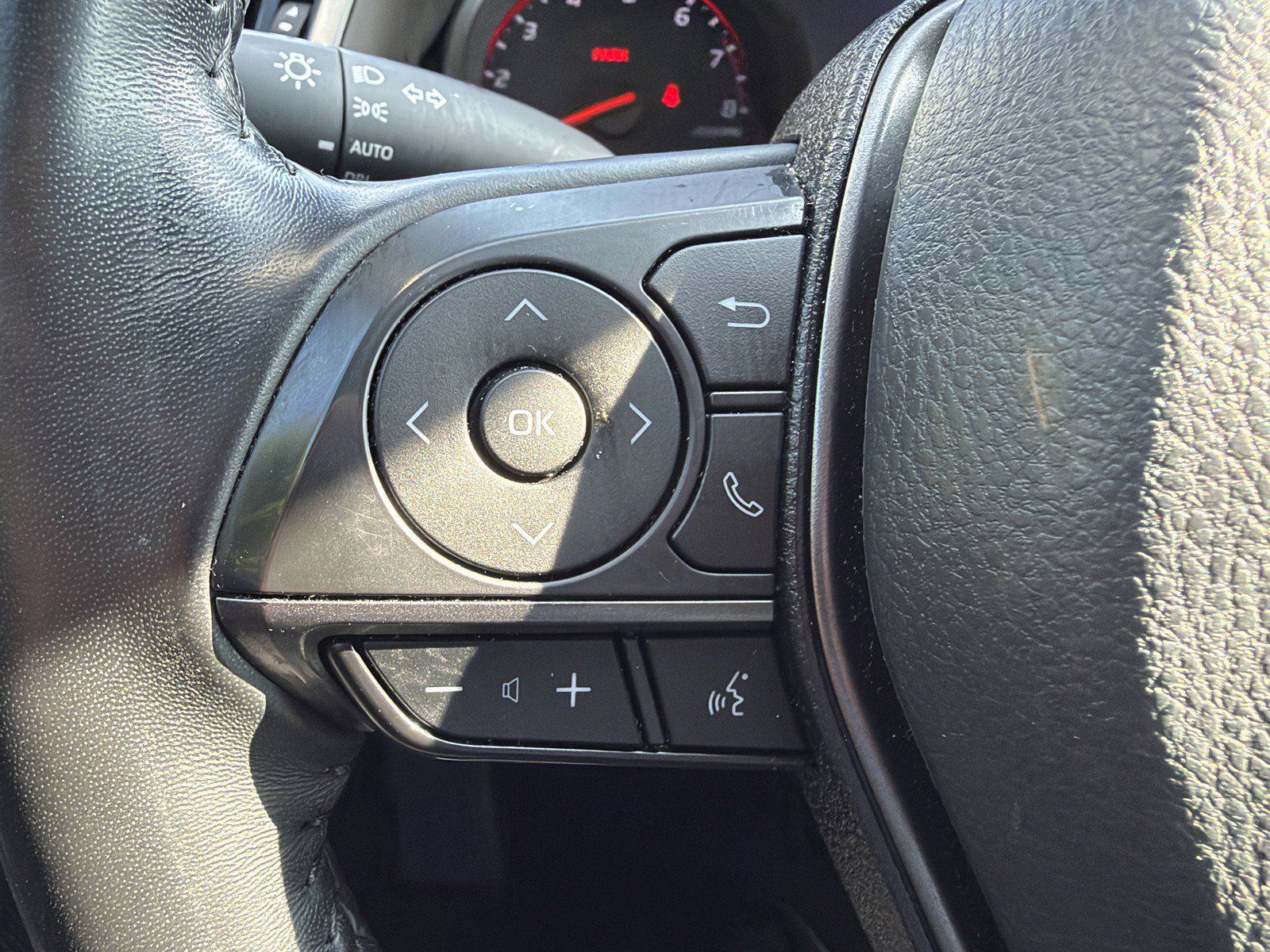 Used 2021 Toyota Camry XSE w/ Navigation Package FWD image 16