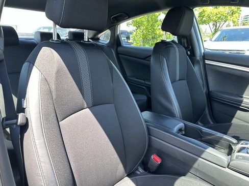 Used 2020 Honda Civic Sport image 10