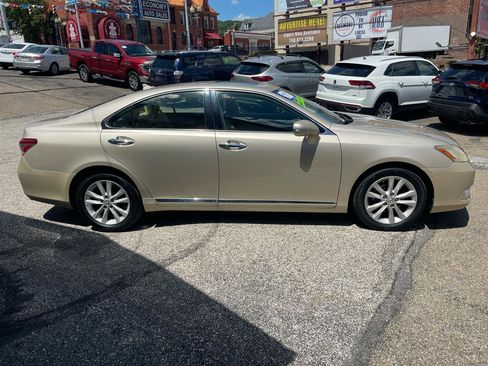 Used 2011 Lexus ES 350 FWD image 5