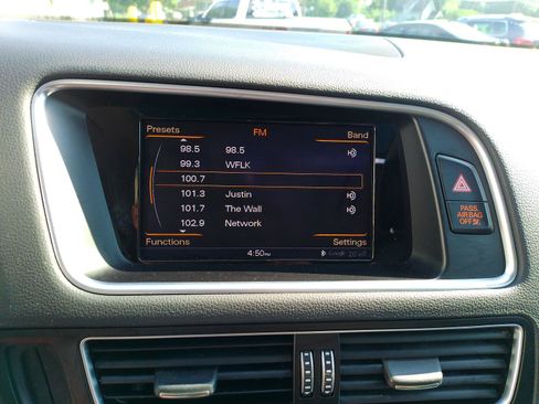 Used 2015 Audi Q5 2.0T Premium Plus AWD/4WD image 16