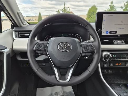 Used 2025 Toyota RAV4 XLE Premium w/ Weather Package AWD/4WD image 22