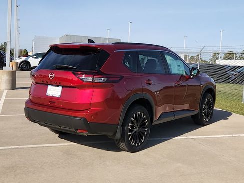 New 2026 Nissan Rogue Dark Armor image 5