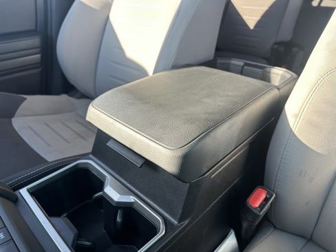 Used 2025 Toyota Tacoma TRD Off-Road image 13