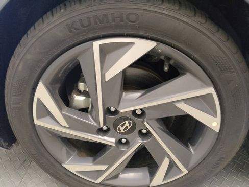 Used 2025 Hyundai Elantra Sport w/ Cargo Package image 31