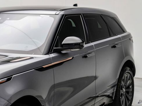 Used 2018 Land Rover Range Rover Velar R-Dynamic SE image 28