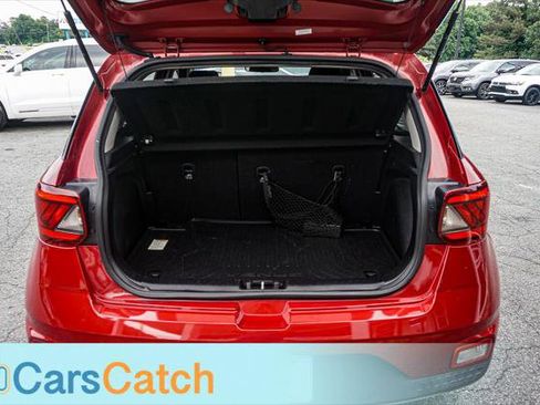 Used 2021 Hyundai Venue SE FWD image 36
