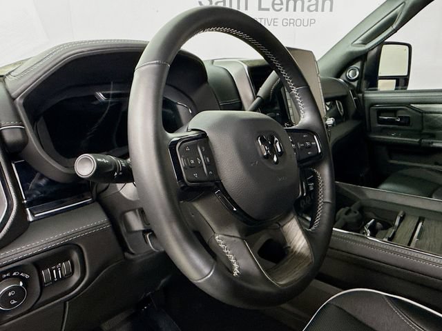 Used 2025 RAM 2500 Limited AWD/4WD image 11