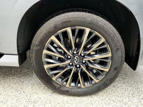 Used 2026 INFINITI QX80 Autograph w/ Premium Cargo Package image 9