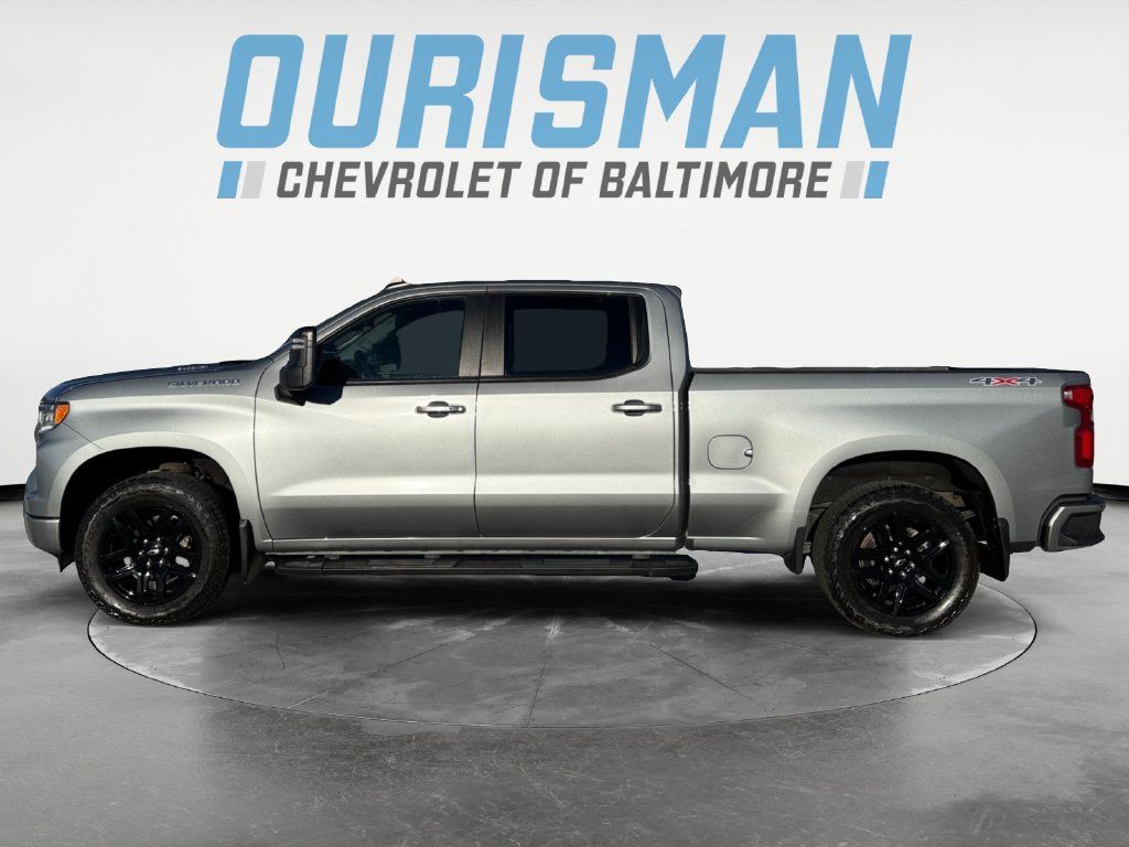 Used 2024 Chevrolet Silverado 1500 RST w/ Max Trailering Package AWD/4WD image 3