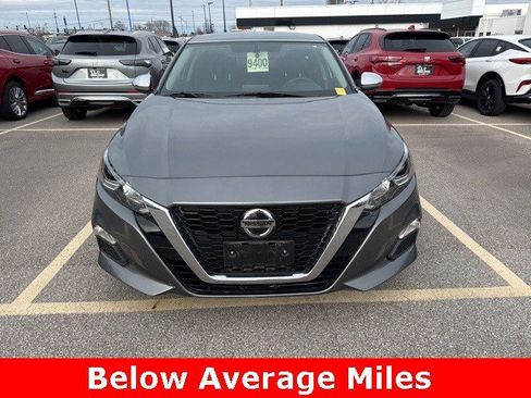 Used 2020 Nissan Altima 2.5 S image 2