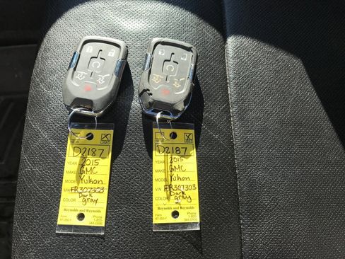 Used 2015 GMC Yukon SLT w/ Open Road Package image 32