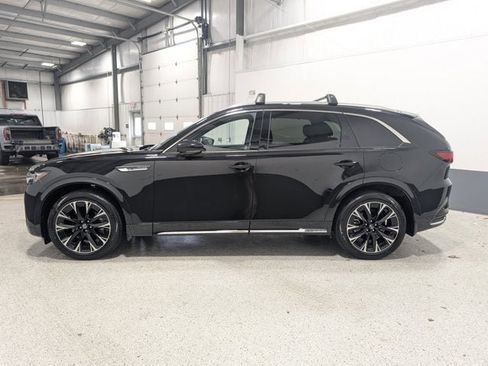 Certified 2025 MAZDA CX-90 3.3 Turbo S w/ Premium Package image 6