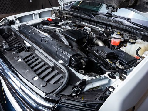 Used 2024 Chevrolet Silverado 2500 LTZ image 39