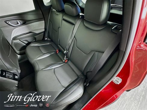 New 2026 Jeep Compass Latitude image 17