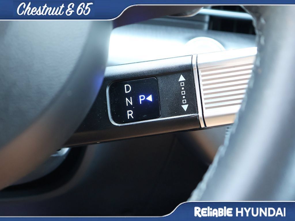 Certified 2024 Hyundai Kona SEL w/ Convenience Package FWD image 32
