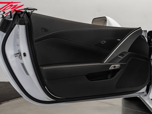 Used 2019 Chevrolet Corvette Z06 image 28