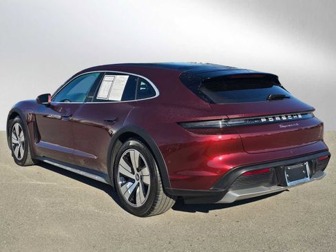 Used 2023 Porsche Taycan 4S w/ Technology Package image 5