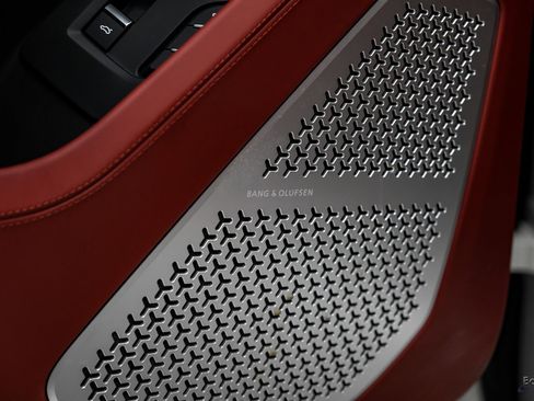 Used 2022 Lamborghini Urus image 92