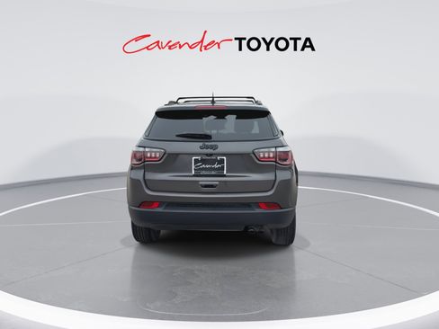 Used 2019 Jeep Compass Altitude image 7