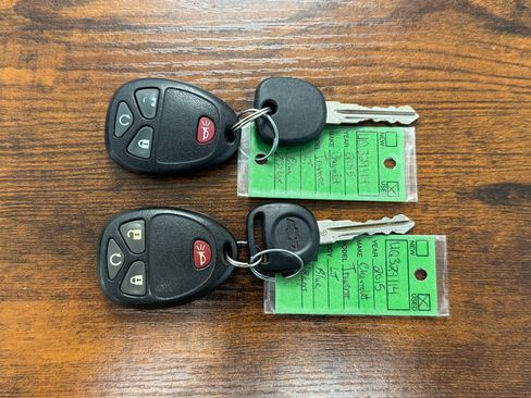 Used 2015 Chevrolet Traverse LT image 38