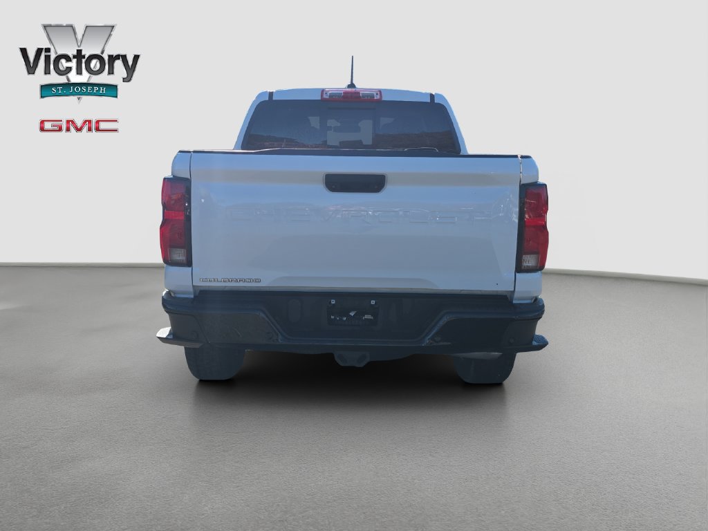 Used 2024 Chevrolet Colorado Z71 w/ Z71 Convenience Package 2 AWD/4WD image 16