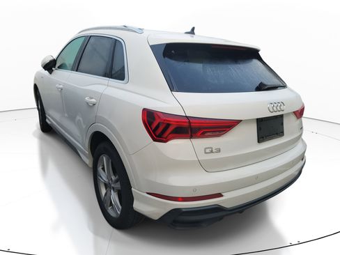 Used 2021 Audi Q3 2.0T Premium w/ Convenience Package image 7