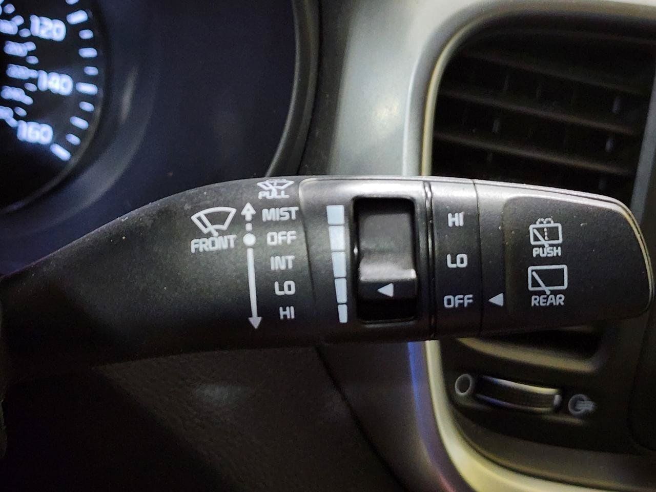 Used 2016 Kia Sorento AWD w/ LX Convenience Package image 16