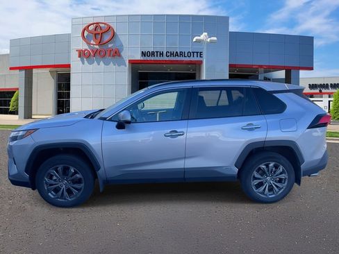 Used 2024 Toyota RAV4 Limited image 7