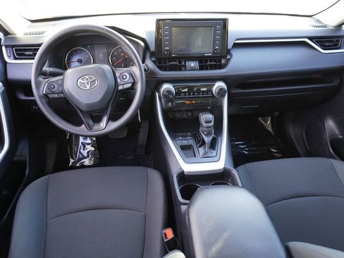 Used 2021 Toyota RAV4 LE w/ Carpet Mat Package (TMS) image 20