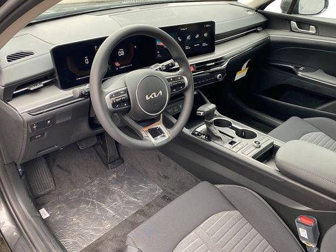 New 2026 Kia K5 LXS FWD image 12