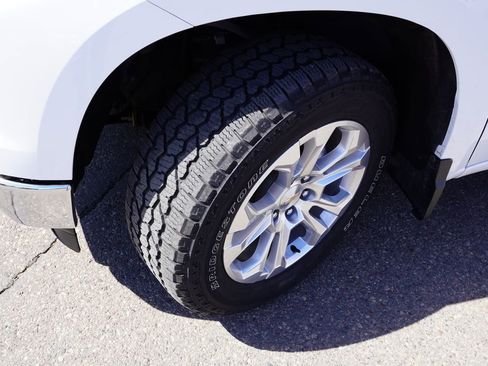 Used 2023 Chevrolet Silverado 1500 LTZ w/ LTZ Premium Package image 13