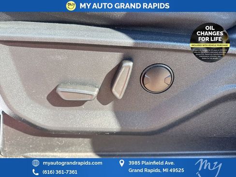 Used 2022 Ford F150 XLT w/ Equipment Group 302A High image 11