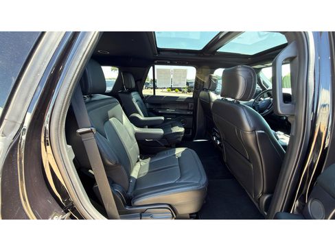 Certified 2020 Ford Expedition Limited w/ Equipment Group 302A AWD/4WD image 15