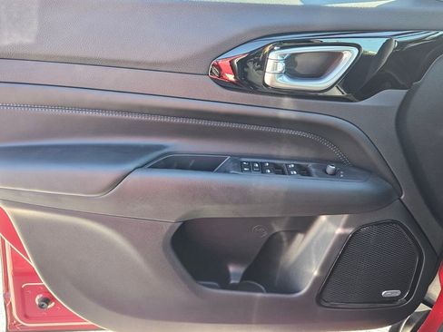 New 2026 Jeep Compass Limited w/ Sun, Sound & Navigation Group image 25