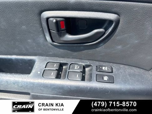 Used 2012 Kia Soul FWD image 17