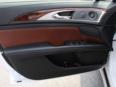 Used 2020 Lincoln MKZ Reserve w/ Monochromatic Package AWD/4WD image 24