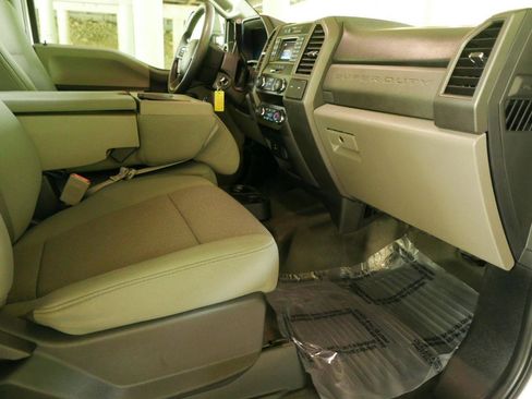 Used 2019 Ford F450 XL w/ Power Equipment Group RWD image 10