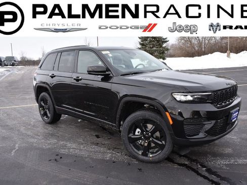 New 2025 Jeep Grand Cherokee Altitude image 1
