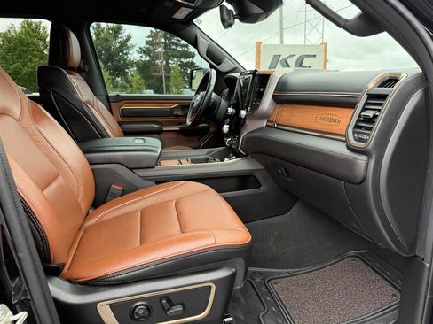 Used 2023 RAM 1500 Limited AWD/4WD image 13