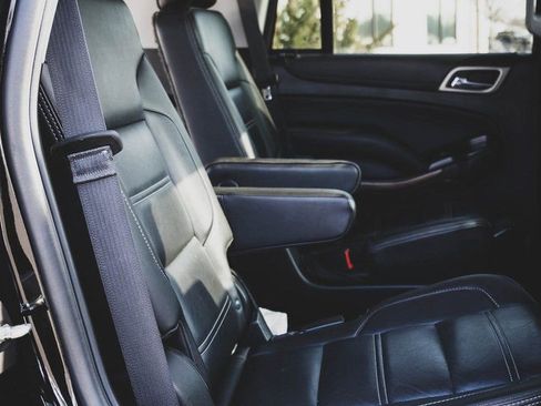 Used 2019 GMC Yukon Denali w/ Denali Ultimate Package image 35