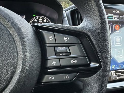 Used 2025 Subaru Crosstrek 2.0i Premium image 19