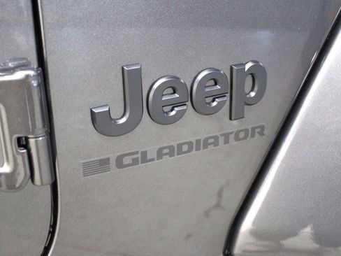 New 2026 Jeep Gladiator Sport image 33