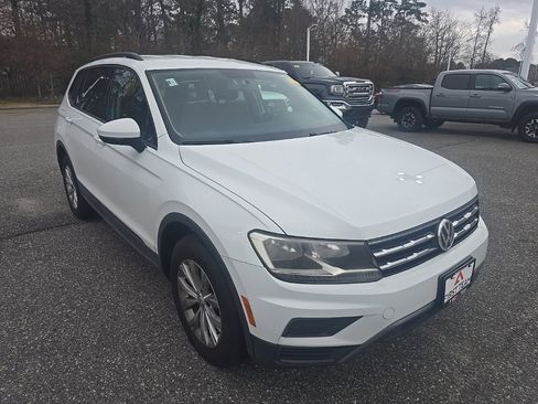 Used 2019 Volkswagen Tiguan S w/ Driver Assistance Package image 3