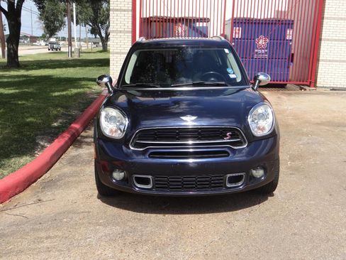 Used 2015 MINI Cooper Countryman S image 2